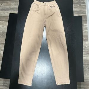 Women’s Cargo Style Straight Leg Pants